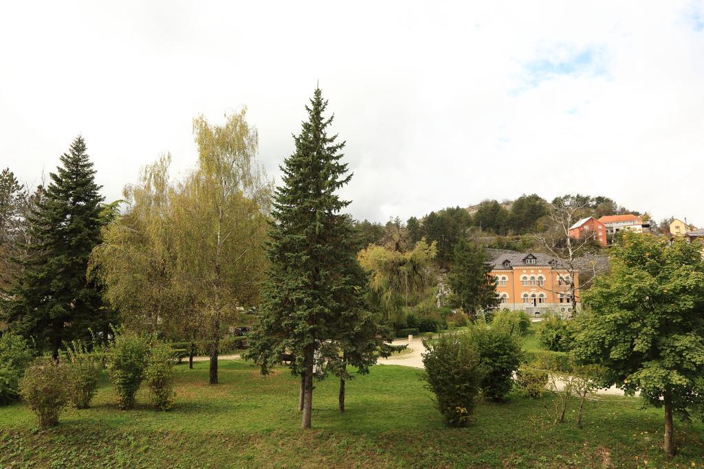 Apartments Bokan Cetinje Exterior photo